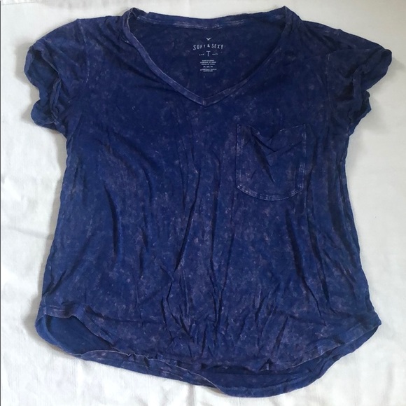 American Eagle Outfitters Tops - Soft and sexy American eagle outfitters tshirt